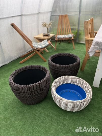 Кашпо для цветов плетеное