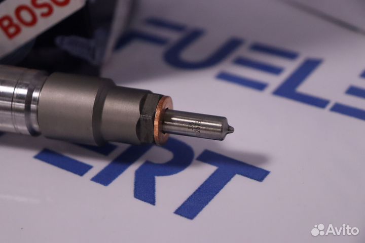 Форсунка топливная 0445120562