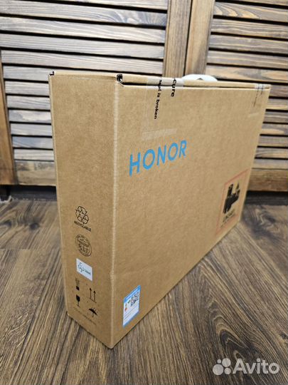 Honor magicbook 14 Ryzen7/16GB/512GB/RxVega