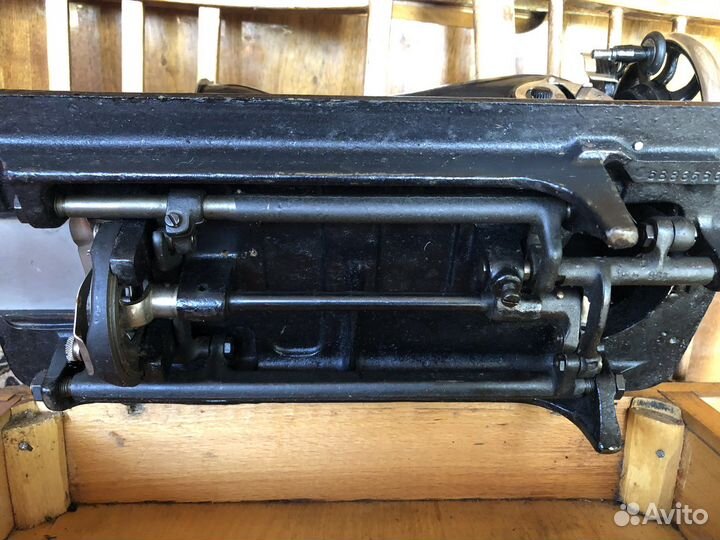 Швейная машинка ручная СССР