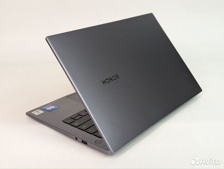 Honor MagicBook X14 i3-10110U 8GB 256SSD