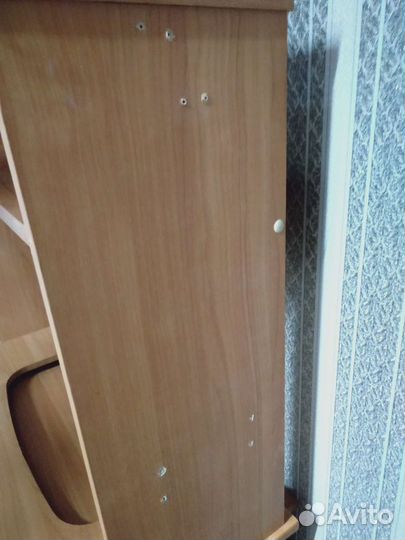 Стол компьютерный