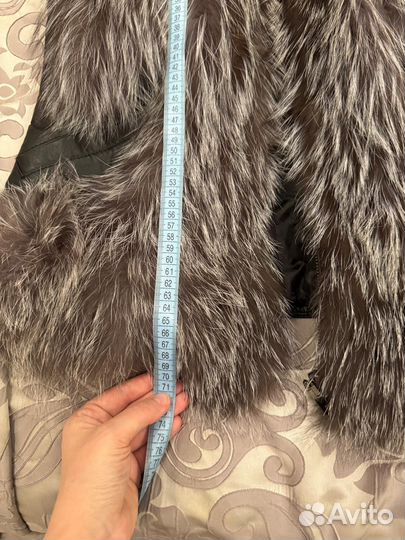 Кожаная жилетка с мехом