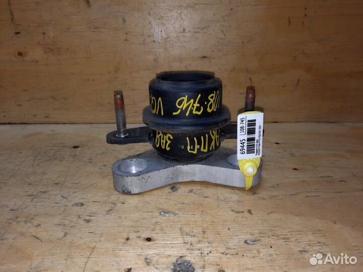 Подушка кпп задняя Nissan Fuga PY50 VQ35DE 2005