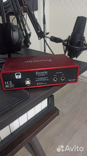 Звуковая карта Focusrite Scarlett 2i2