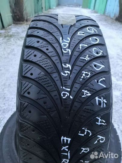 Goodyear UltraGrip Extreme 205/55 R16