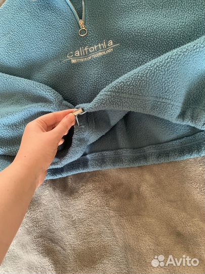 Пуловер женский