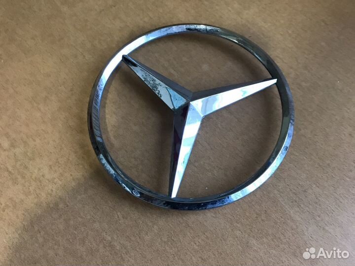 Значек крышки багажника Мерседес гл мл 164