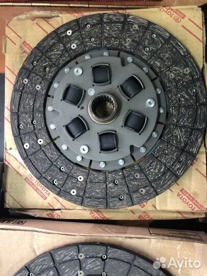 Диск сцепления hilux 2014