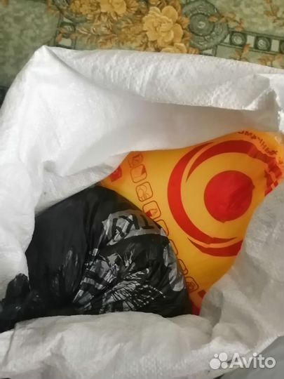 Продам детские вещи