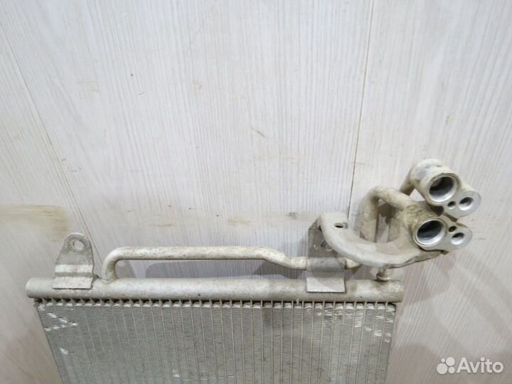 Радиатор кондиционера Volkswagen Polo