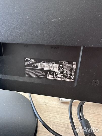 Монитор Asus