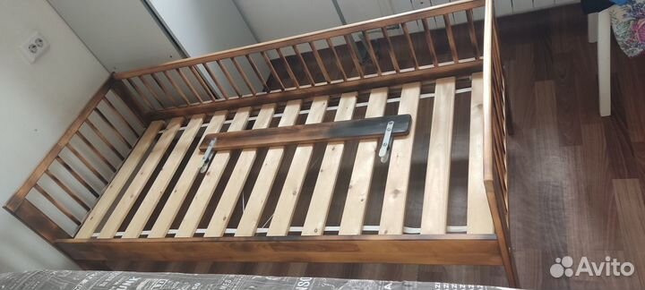 Детская кровать с матрасом