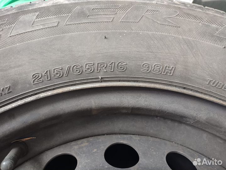 Bridgestone Dueler 215-65-16 98H