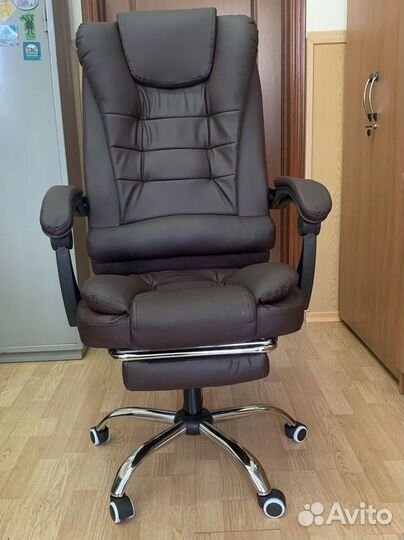 Компьютерное офисное кресло с массажем (новые)