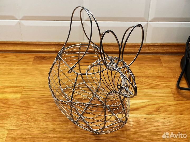 Корзина кролик для пасхи, новая