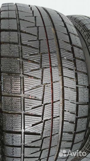 Bridgestone Blizzak Revo GZ 235/55 R17 99S