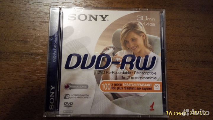 DVD видеокамера Canon DC40