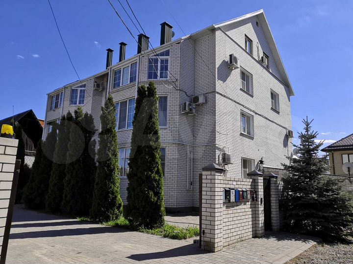 3-к. квартира, 108 м², 2/3 эт.