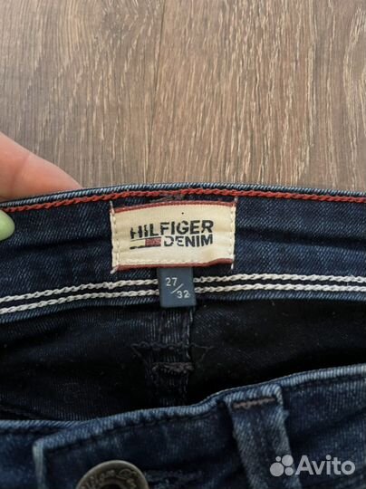 Tommy hilfiger джинсы 27/32