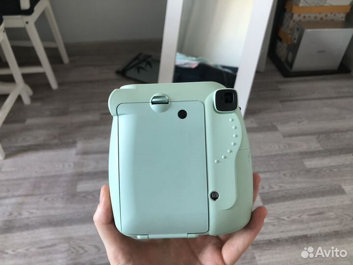 Забронирован Fujifilm instax mini 9