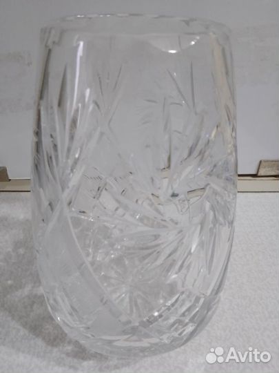 Ваза для цветов хрустальная