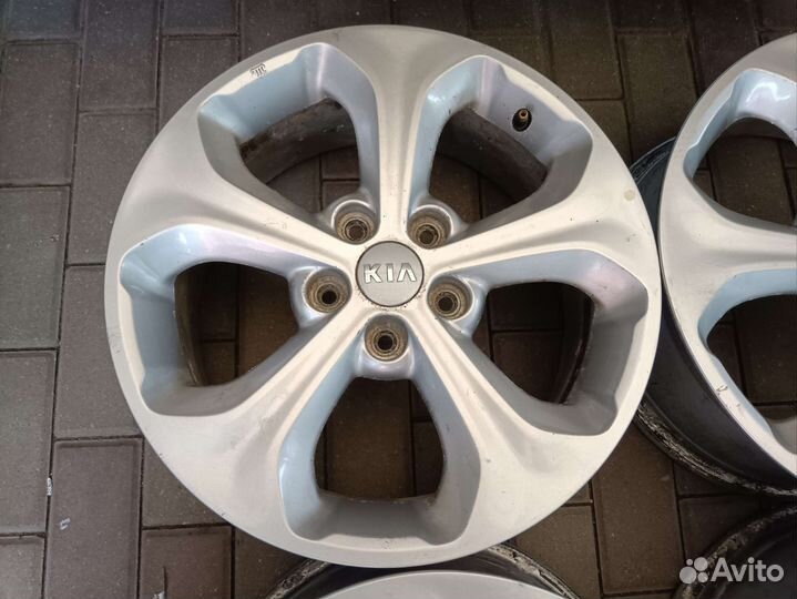 Оригинал Kia r-17 (5x114,3) 4 шт. б/у