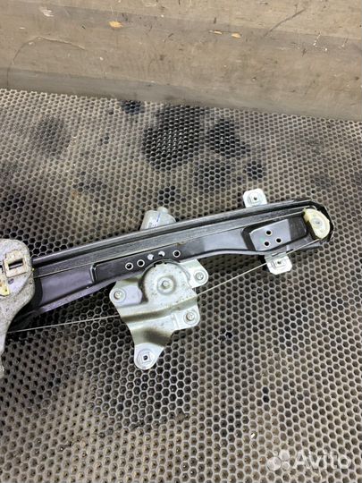 Стеклоподъемник передний левый Chevrolet Cobalt 2