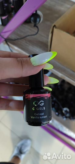 Гель лаки много более 40 шт в коробке, За все