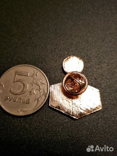 Game over значок металл