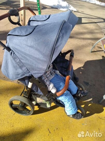 Прогулочная коляска для двойни