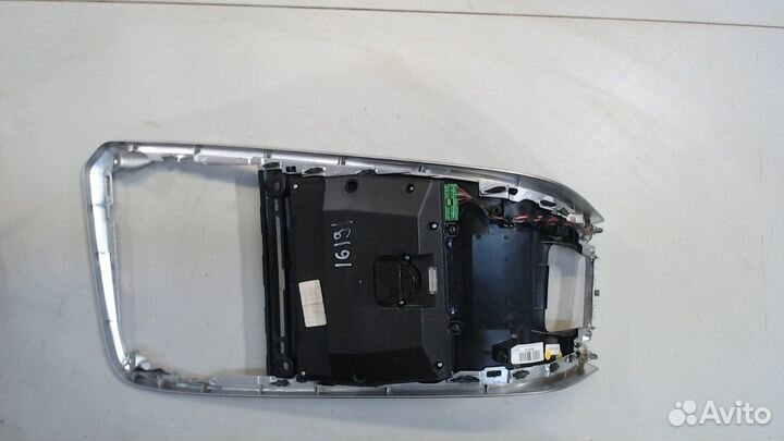 Панель управления магнитолой Volvo XC60, 2011