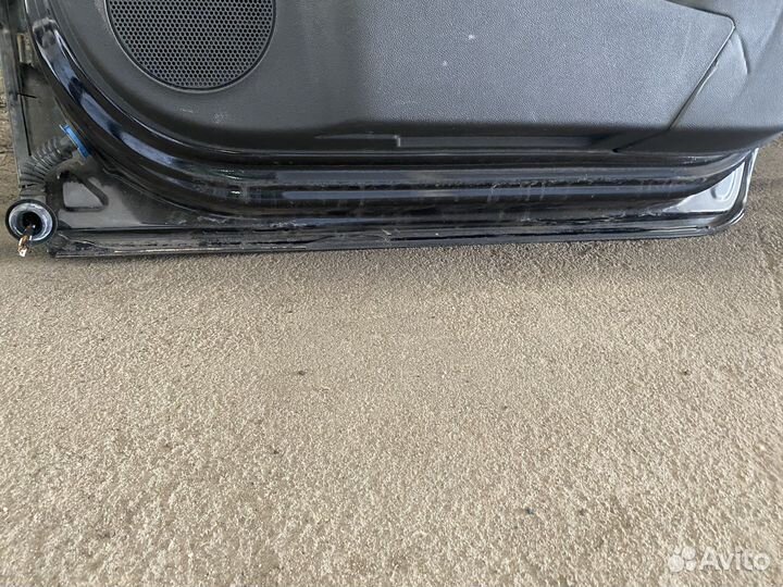 Дверь задняя правая Opel Zafira B