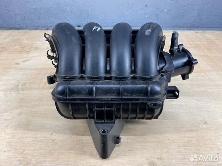 Впускной коллетор двигателя мазда 2,5 2012- 2017