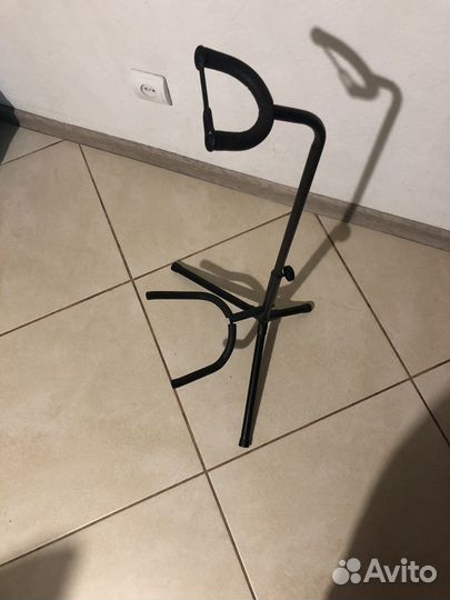 Подставка для гитары