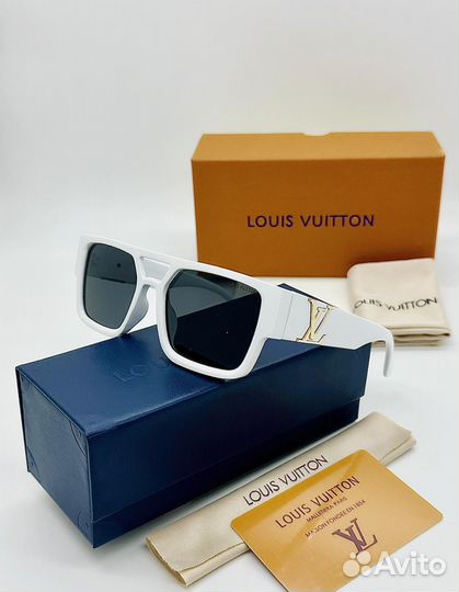 Солнцезащитные очки louis vuitton
