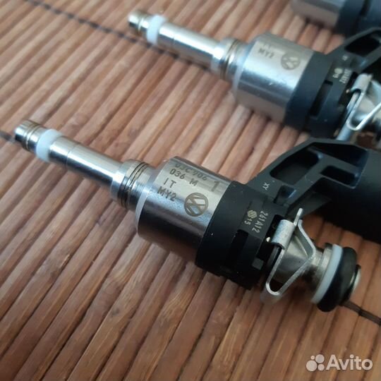 Форсунки 1.4 TSi 03C906036M новые