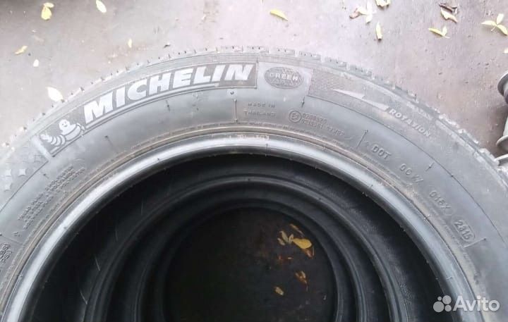 Michelin X-Ice XI3 215/60 R17 96T