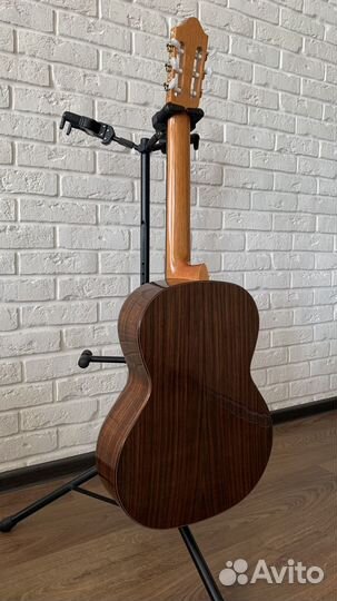 Классическая гитара Kremona F65C с чехлом