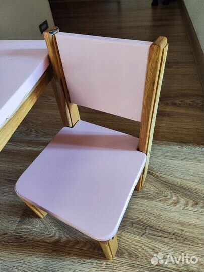 Детский стол и стул