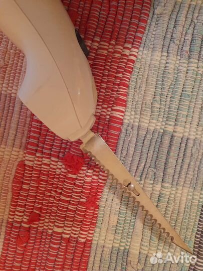 Нож кухонный на батарейках