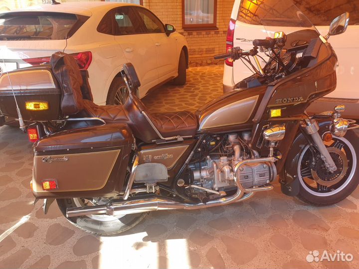 Honda GL1100 GoldWing