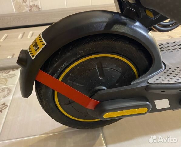 Поддержка крыла (хомут) для Ninebot Max