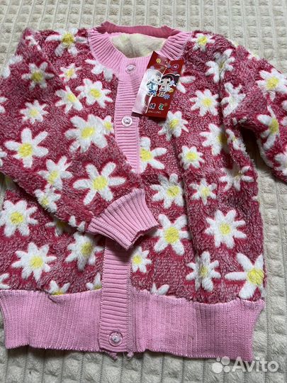Кофточки Новые размер 104