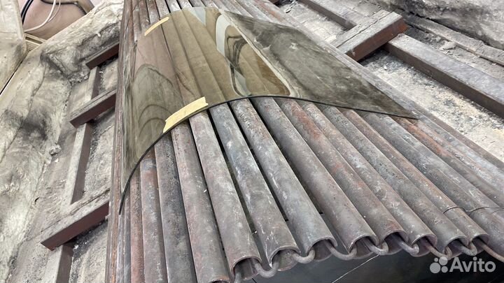 Гнутое стекло на заказ