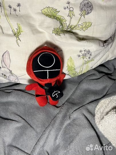 Игрушка плюшевая игра в кальмары