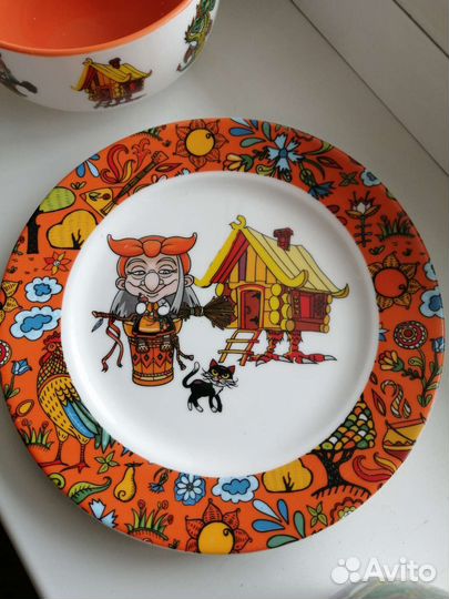 Наборчик чашка и две тарелочки. Фарфор