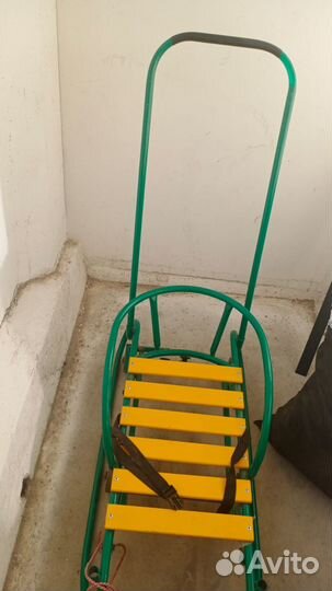 Продаю детские санки б/у в хорошем состоянии