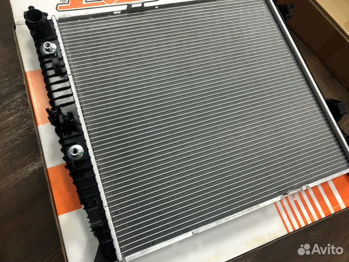 Радиатор основной Mercedes W166 X166