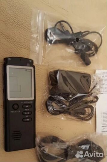 Диктофон 8гб цифровой